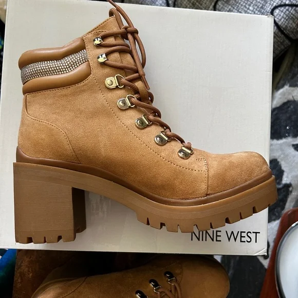 Nine West Qwork2 Women's Lug Sole Boots Natural Size 8.5 - Picture 8 of 13